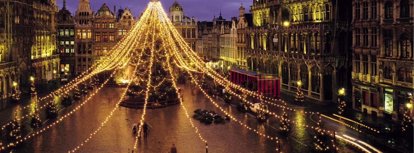 Grote Markt In Der Europaischen Kulturhauptstadt Brugge